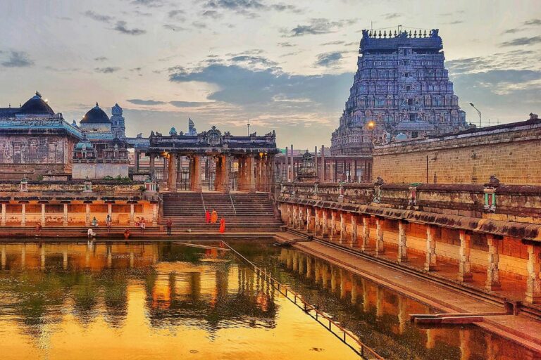 Seeing a temple in a dream: Meaning, spiritual guidance, and emotional insight