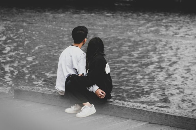 Love Horoscope Dec 8–14, 2025: Romance sparks or heartbreak ahead?