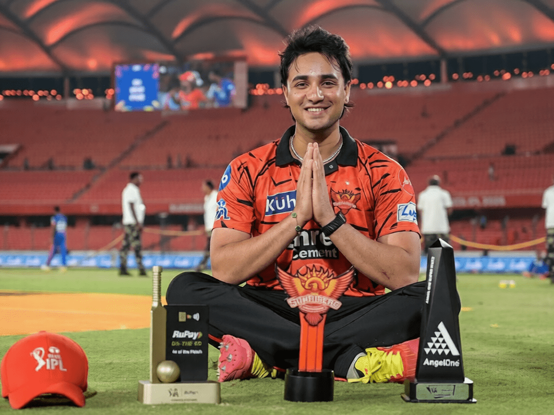 Abhishek Sharma IPL 2026 135 not out SRH vs DC